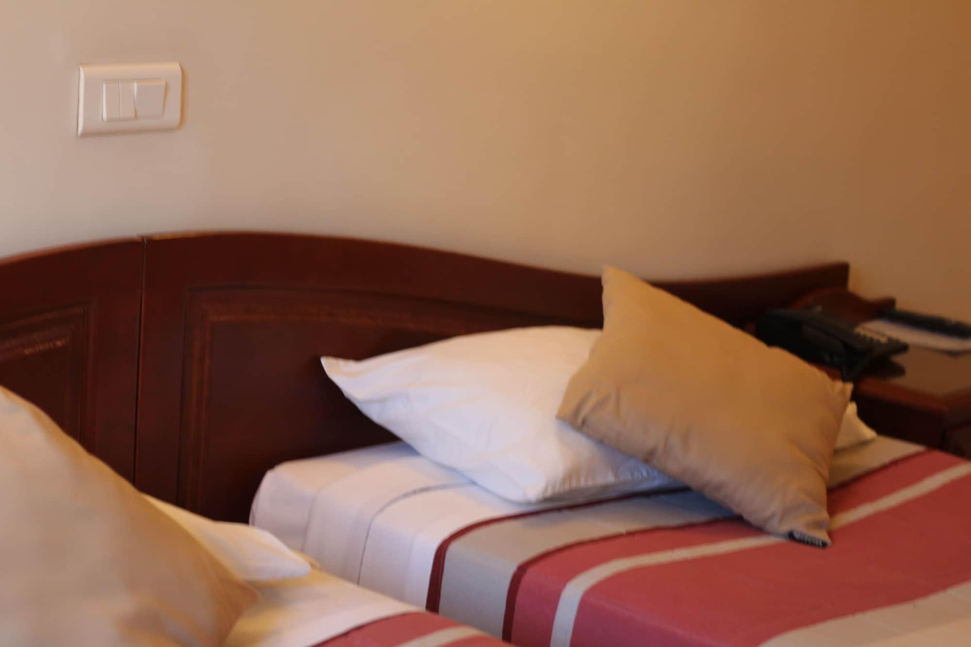 Cosmotel Hotel Paris Luaran gambar