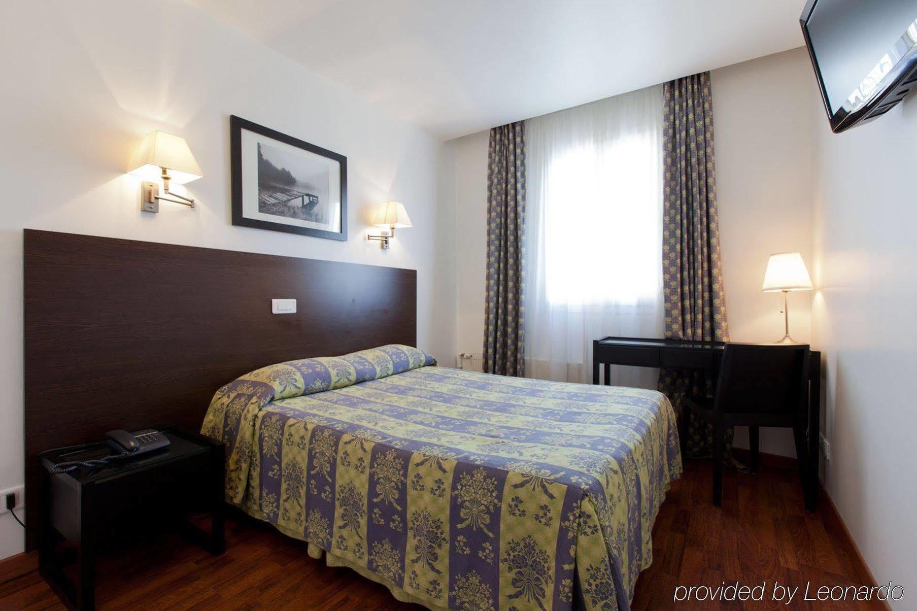 Cosmotel Hotel Paris Luaran gambar