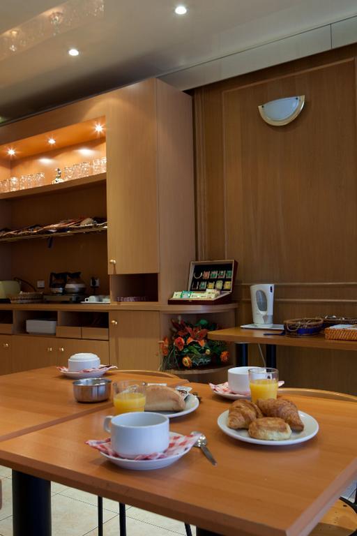 Cosmotel Hotel Paris Luaran gambar